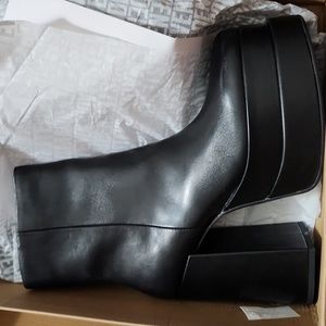 Steve Madden platform booties